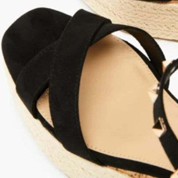 Sexy Black Studded Platform Wedge High Heel Sandals - Picture 6 of 8